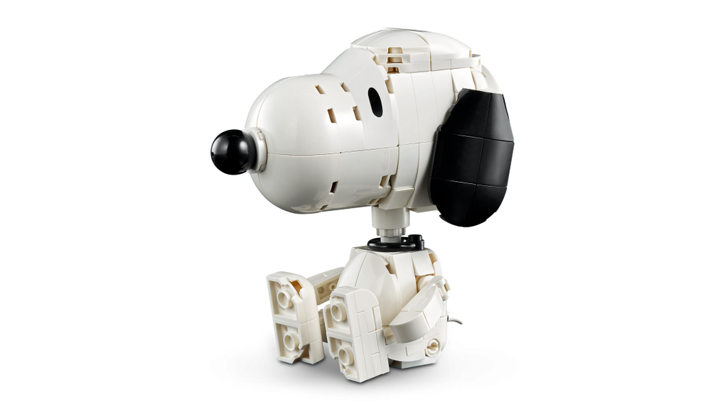 LEGO Ideas Peanuts: Snoopy's Doghouse | 21368