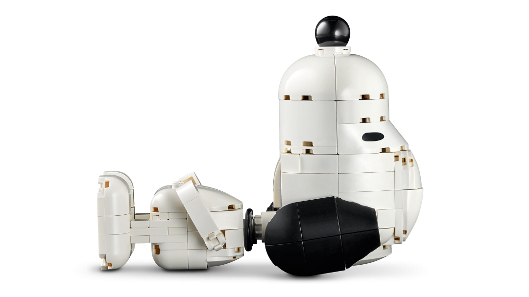 LEGO Ideas Peanuts: Snoopy's Doghouse | 21368