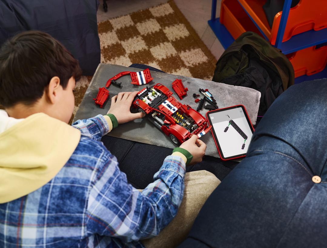 LEGO Technic Ferrari 488 PISTA Car | 42235