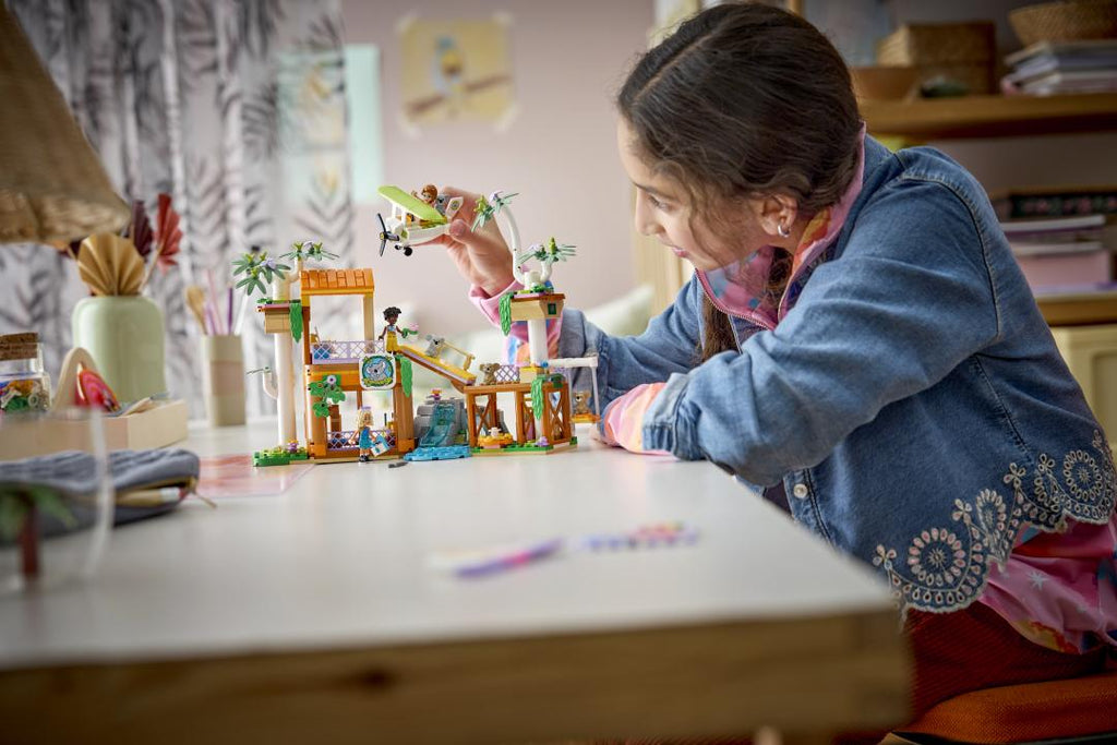 LEGO Friends Koala Habitat & Care Center | 42701