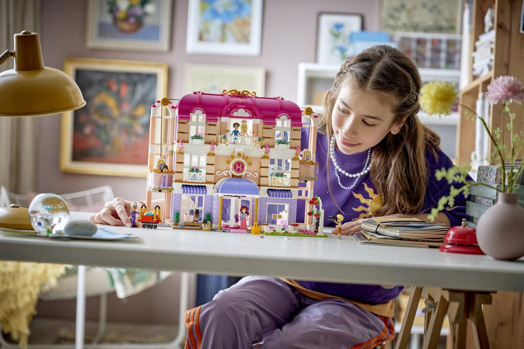 LEGO Friends Heartlake City Grand Hotel | 42704