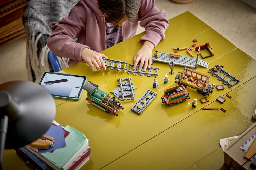 LEGO City Vintage Steam Train | 60511