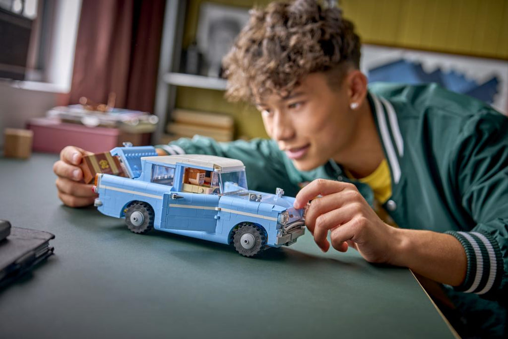 LEGO Harry Potter Enchanted Flying Ford Anglia | 76470