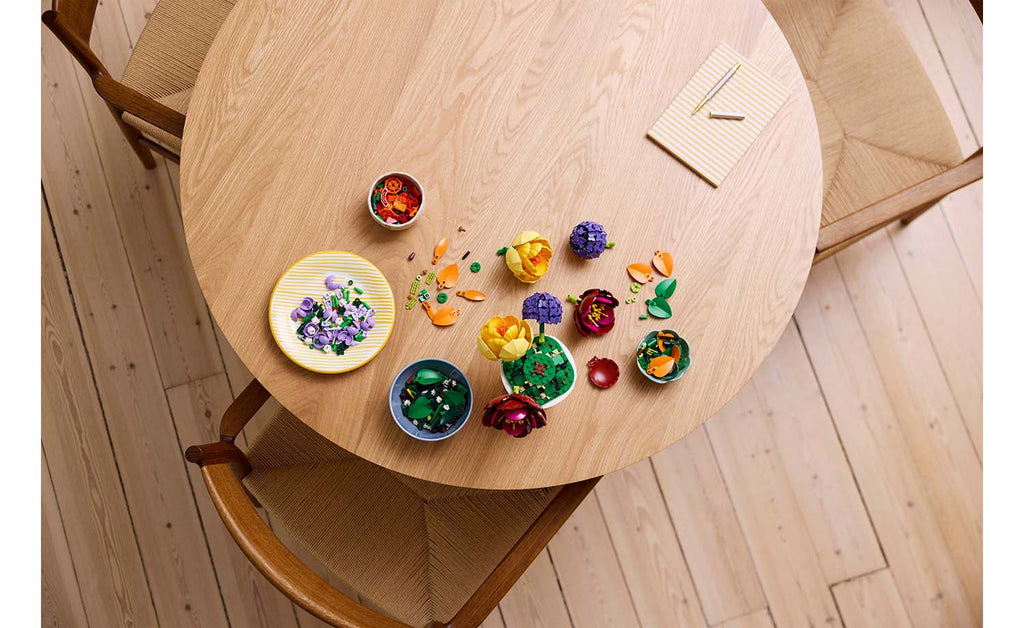 LEGO Botanicals Flower Arrangement | 10345
