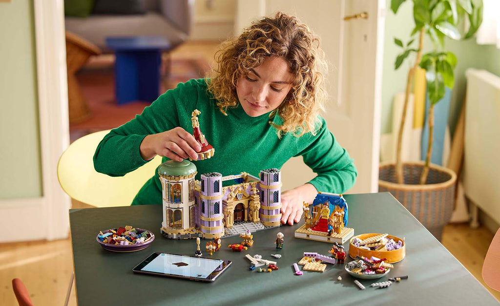 LEGO Disney Beauty and the Beast Castle | 43263