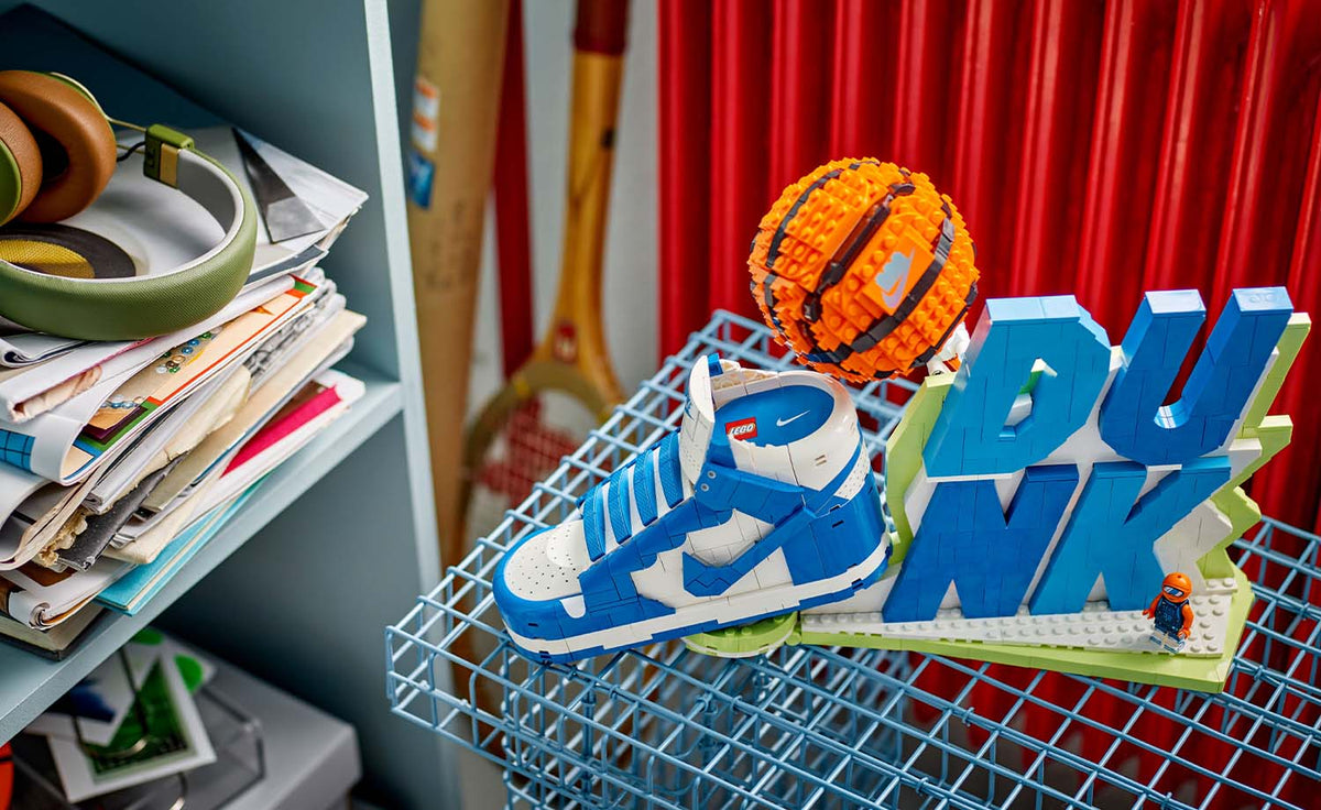 LEGO Iconic Nike Dunk | 43008