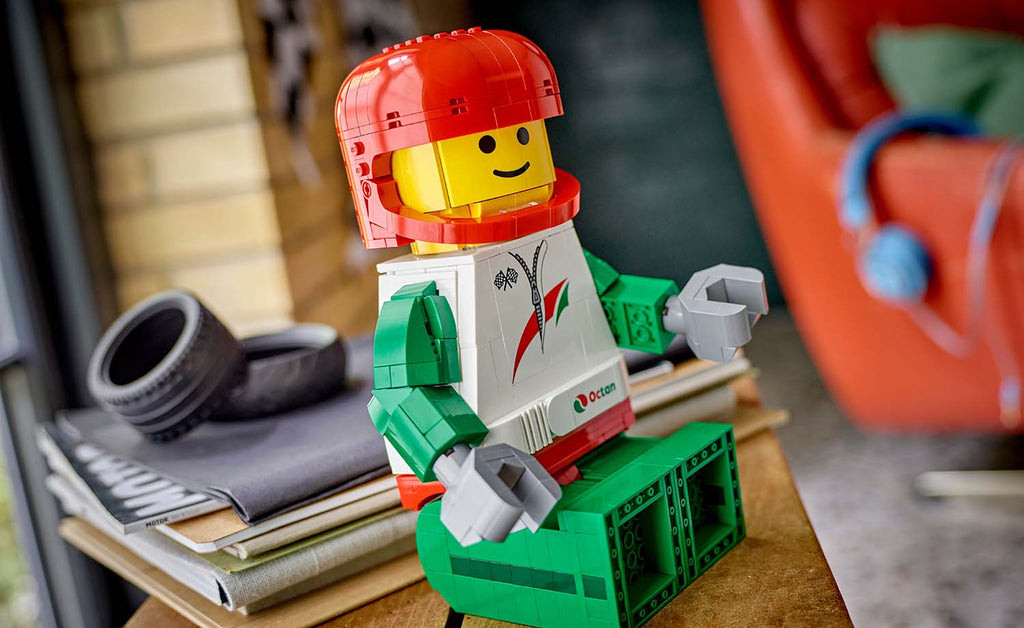 LEGO Iconic Scaled-Up Racing Driver Minifigure | 40819