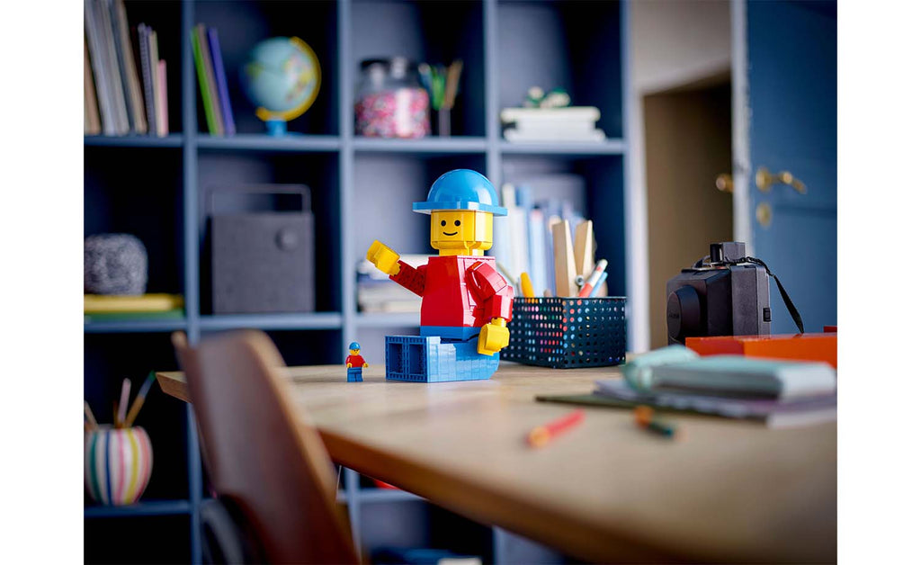 LEGO Iconic Up-Scaled Minifigure | 40649