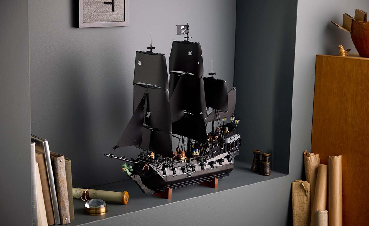 LEGO Icons Captain Jack Sparrow's Pirate Ship | 10365
