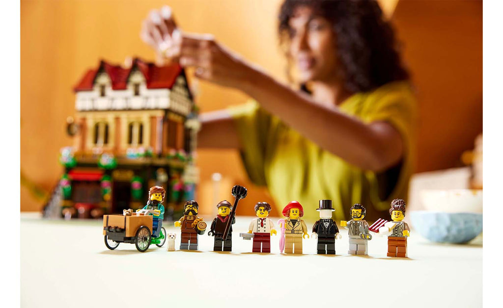 LEGO Icons Tudor Corner | 10350