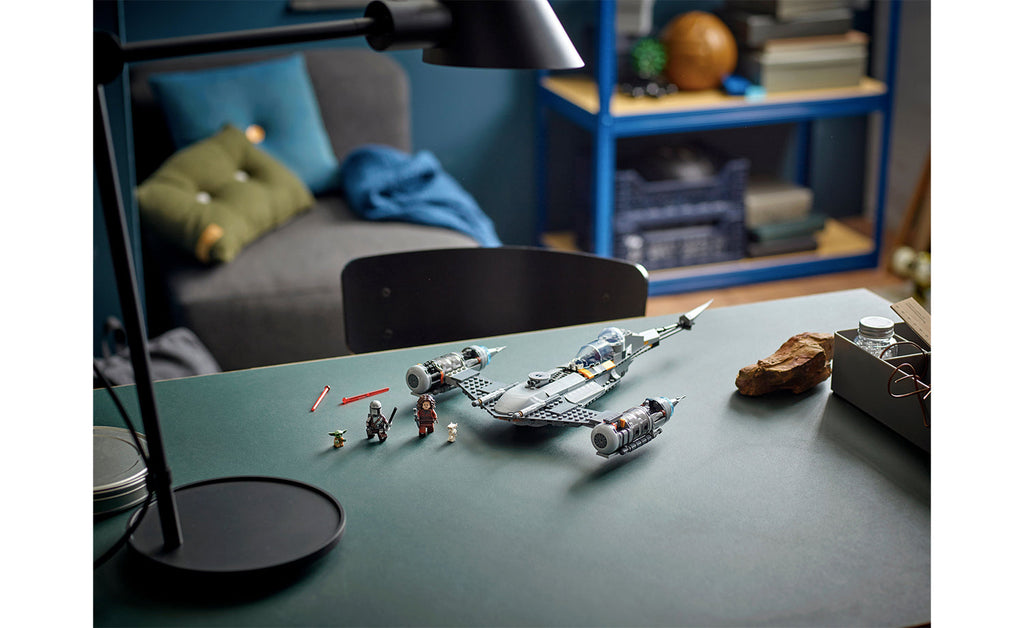 LEGO Star Wars The Mandalorian's N-1 Starfighter | 75325