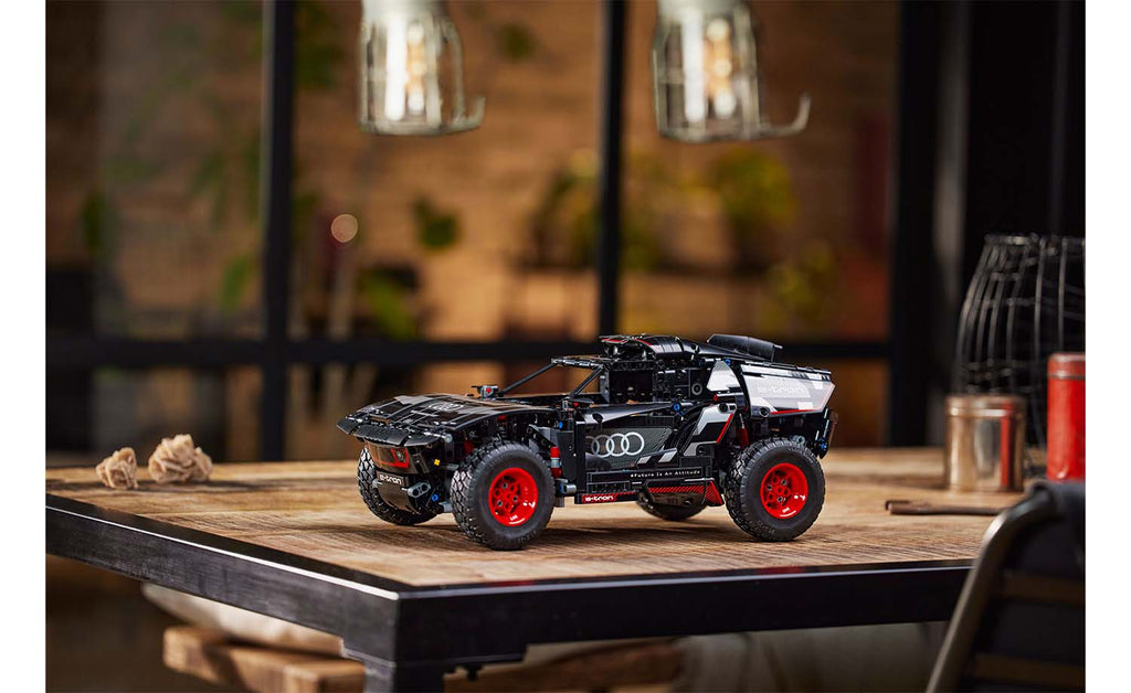 LEGO Technic Audi RS Q e-tron | 42160