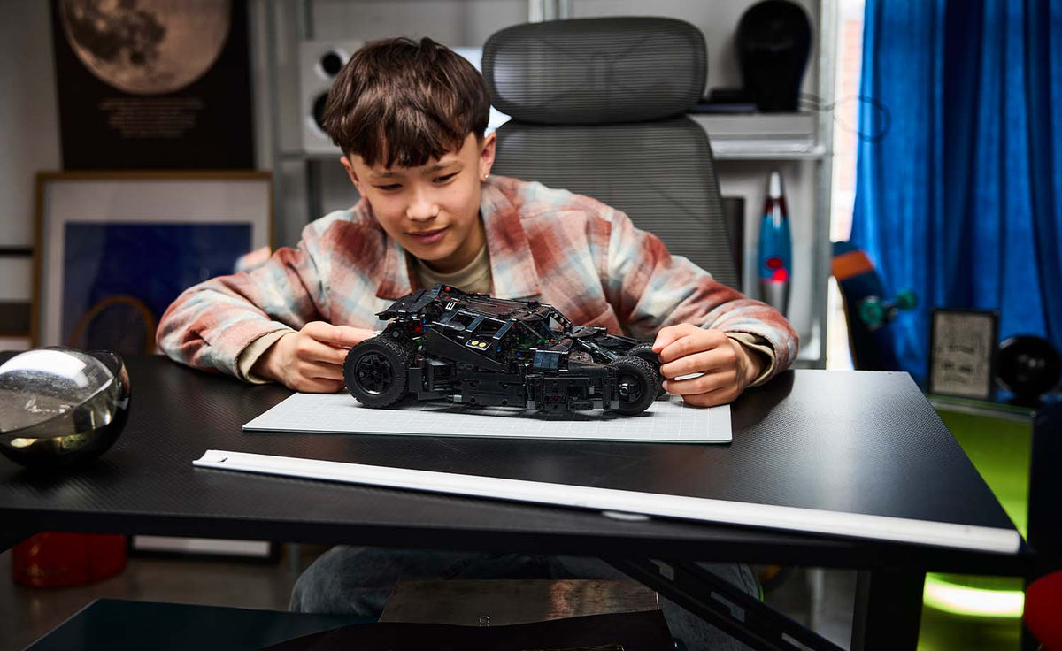 LEGO Technic Batmobile Tumbler | 42239