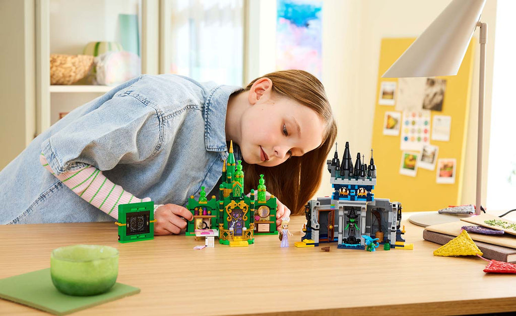LEGO Wicked Emerald City & Kiamo Ko Castle | 75689