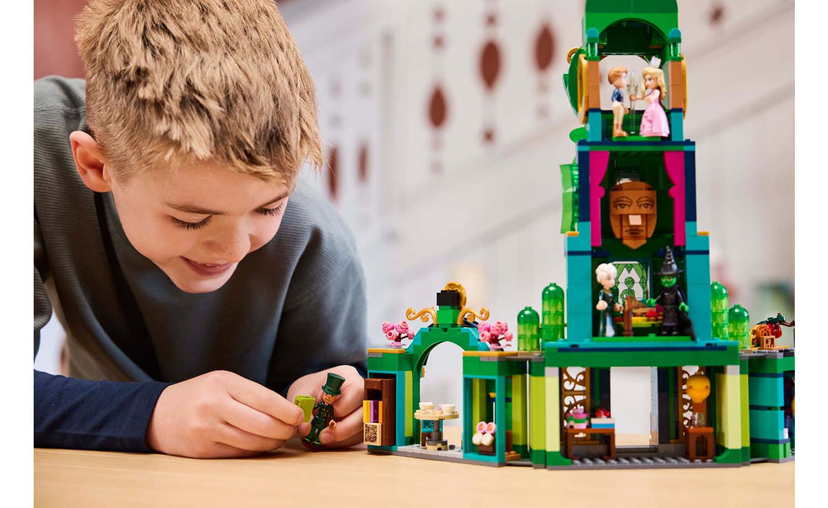 LEGO Wicked Welcome to Emerald City | 75684