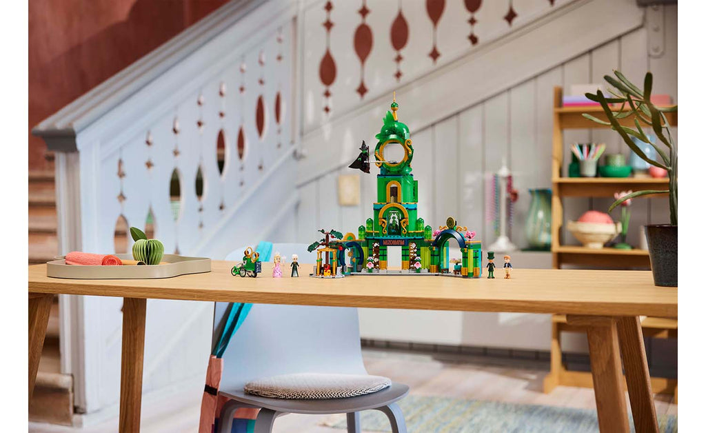 LEGO Wicked Welcome to Emerald City | 75684